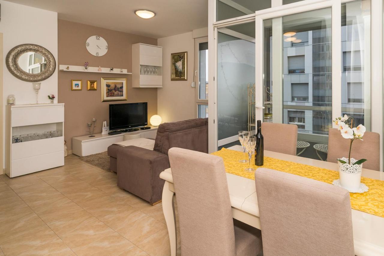 Luxury 1 Bedroom App Center&Balcony Free Parking Split Exteriér fotografie