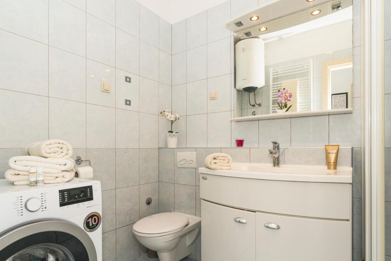 Luxury 1 Bedroom App Center&Balcony Free Parking Split Exteriér fotografie